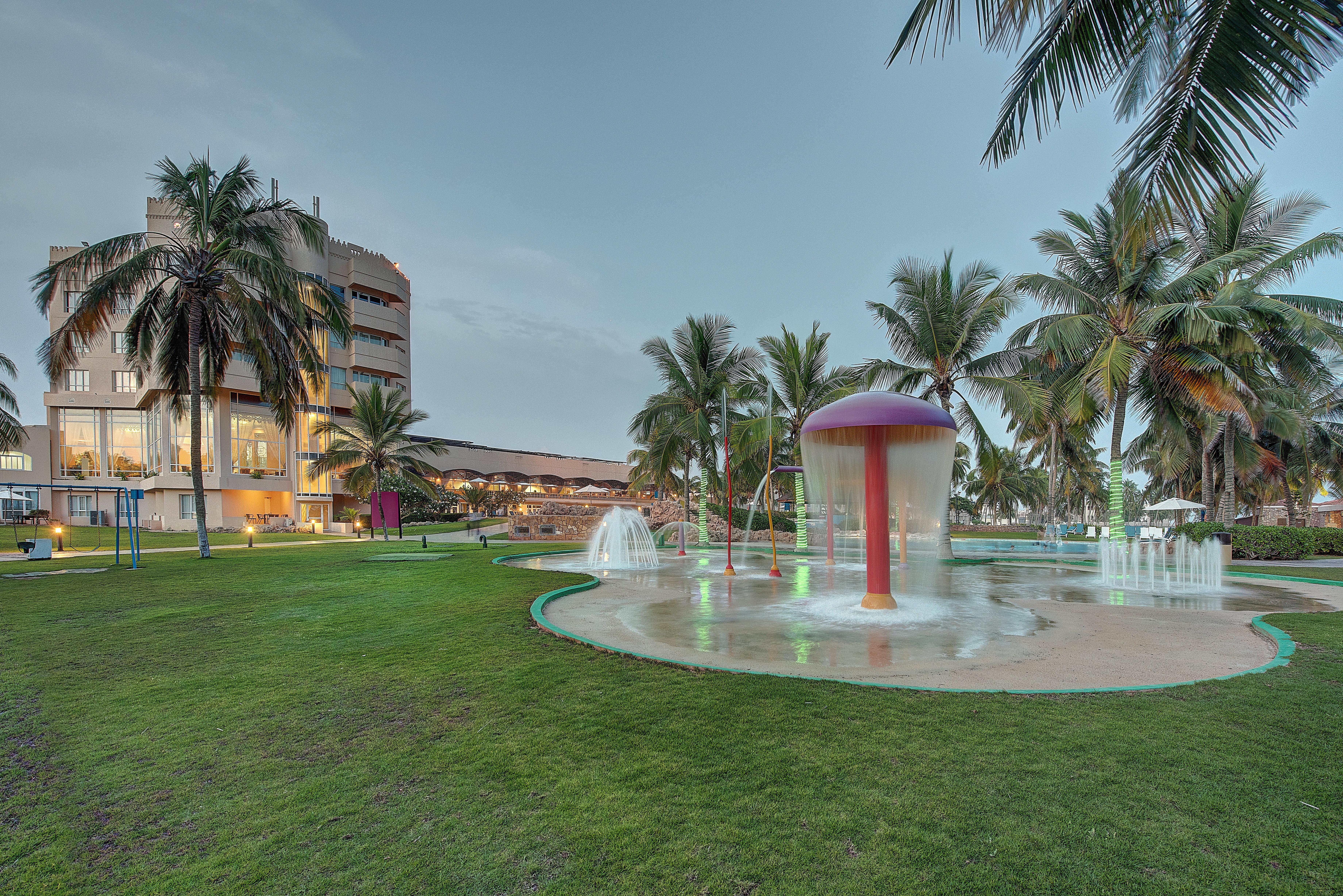 Crowne Plaza By Ihg