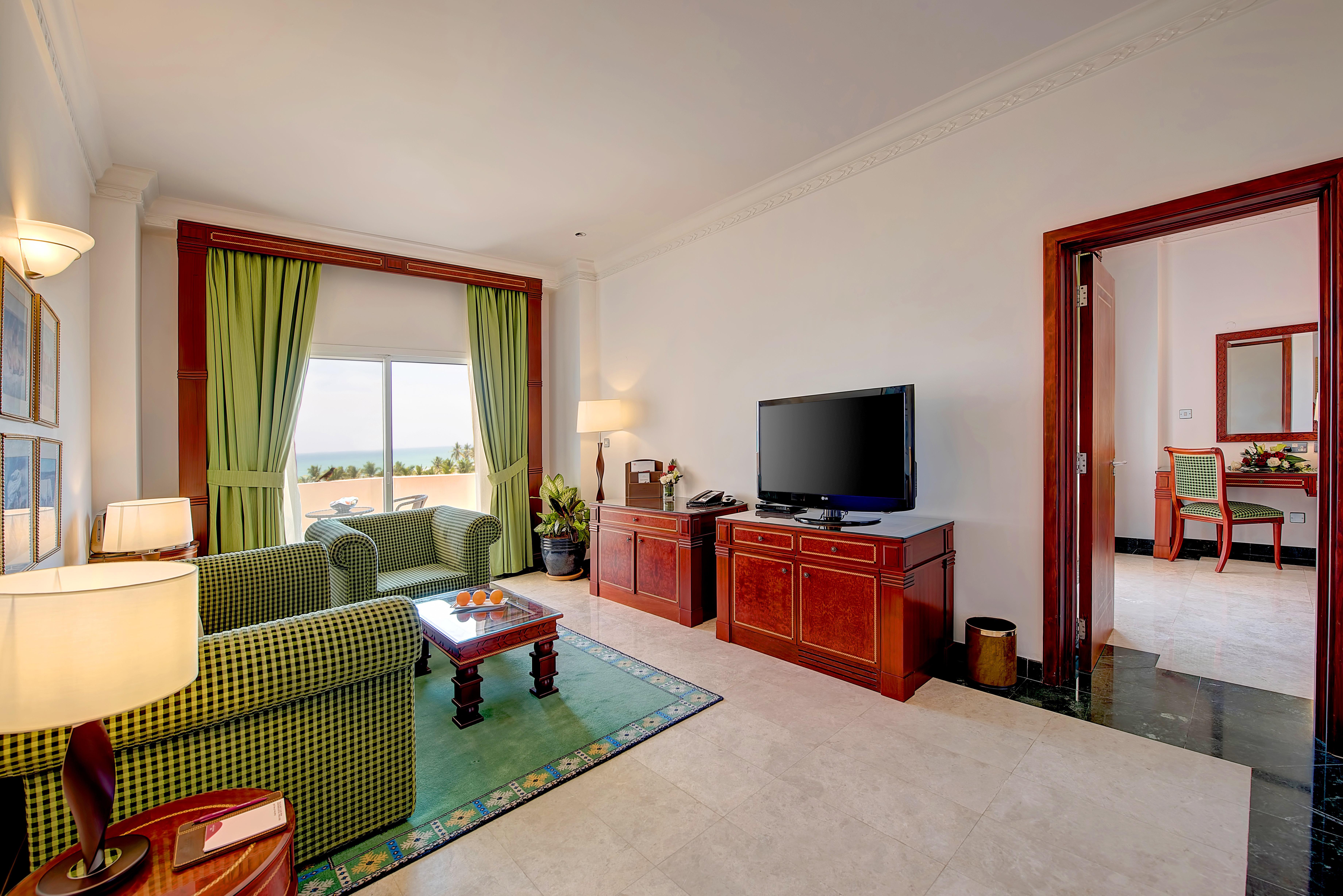 Crowne Plaza By Ihg